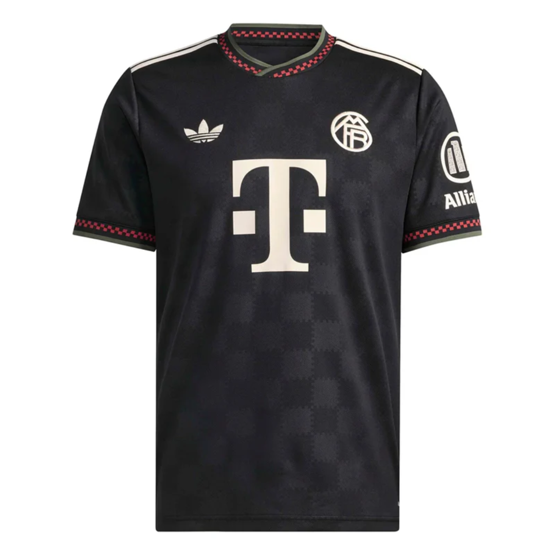 BAYERN MUNICH III 25/26 HOMBRE